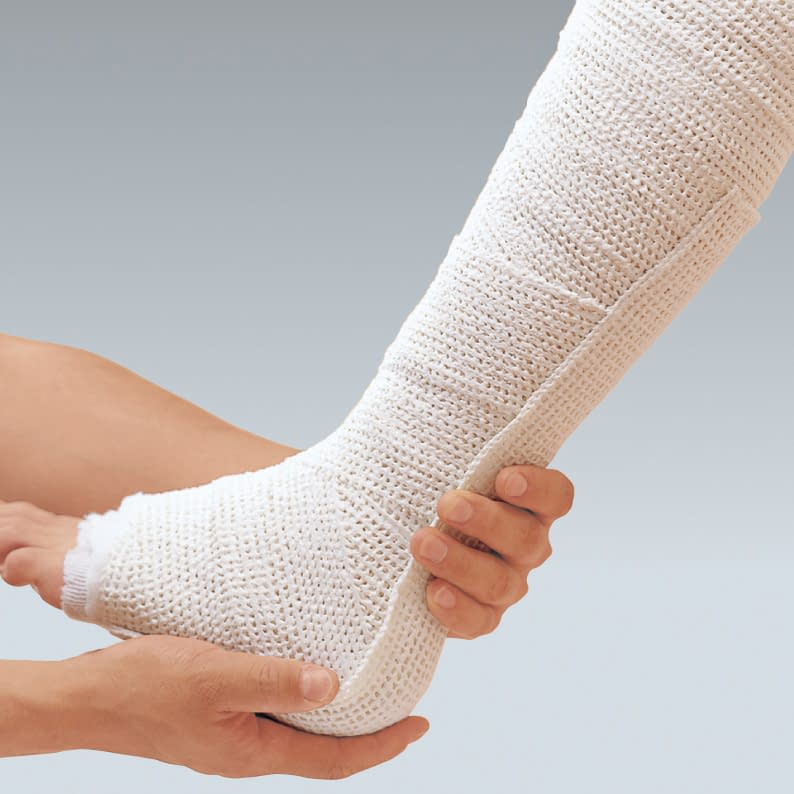 Plyton-100 (Roll) No. 6 No. 6 Cast material 23-7037-03 Alcare 15644 (4 rolls)