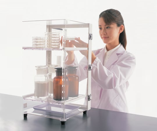 데시케이터 300×345×525mm LH 1대