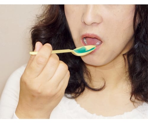 エンゲジュレ(VE用ゼリー 嚥下内視鏡検査用アクアブルーゼリー) 1箱(10包入) JE1O001 1箱(10包入)