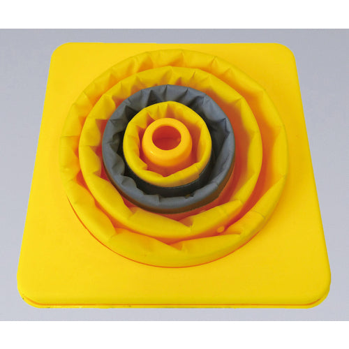 녹색 십자 신축식 삼각 콘 녹색 신축 콘-G(소) 높이 410mm(베이스 245mm각) 반사재 부착 116202 1개