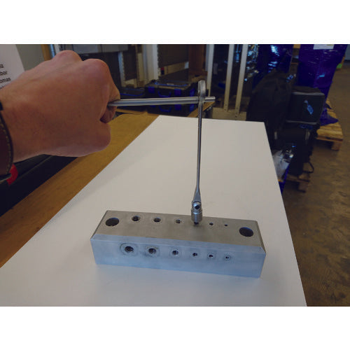 GEDORE 【在庫限り特価B】首振りコンビネーションスパナ用トミーバー 26RS1 190mm 6219350 1丁