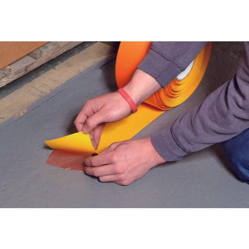 HESKINS 【売切廃番】ラインテープ PermaStripe 屋内用 幅50mmX長さ30m イエロー 6901004800030YUA 1巻