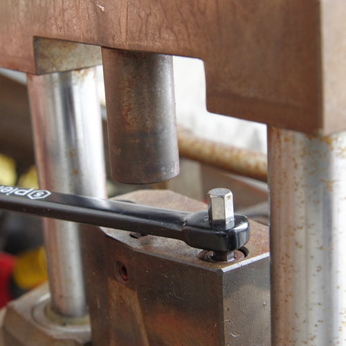 ワイズ ピアスボールレンチAセット PIS358 1 S