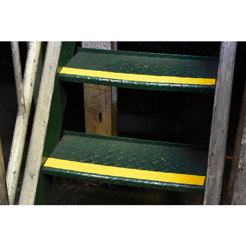 녹십자 미끄럼 방지 라인 테이프(중보행 타입) 황 ASH-55Y 50mm폭×5m 알루미늄+광물 입자 260240 1권