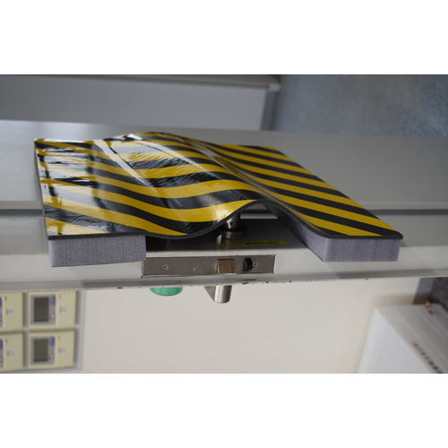 TRUSCCO 반사 트래쿠션 양사이드 마그넷・게타 부착 5T(35T) X450X500 SCMHG-45505 1장