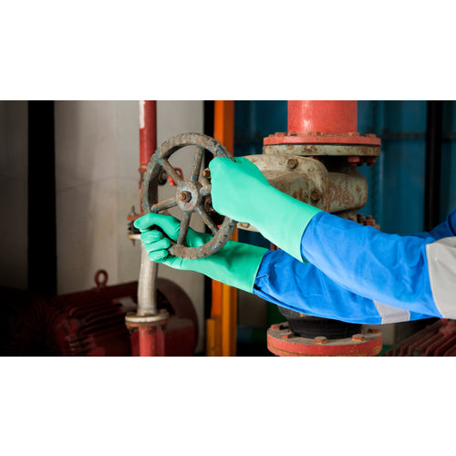 Ansell Oil-Resistant Nitrile Thin Gloves Alphatec Solvex 37-843 Medium Size 37-843-8 1 Pair