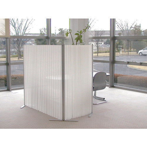 TRUSCO Expandable Cloth Partition Width 462mm - 1800mm x Height 1529mm White CRP1518-W 1 unit