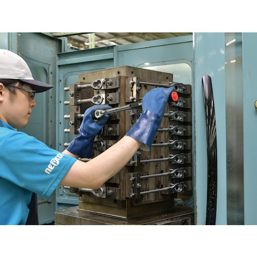 KTC 삽입 각 12.7mm 프리셋형 토크 렌치 토크 조정 범위 60~300N·m 전체 길이 623.2mm GW300-04 1개