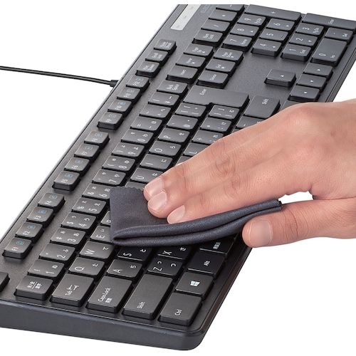 エレコム 有線キーボード 薄型 メンブレン式 抗菌 フルサイズ ブラック TK-FCM108KBK 1 台