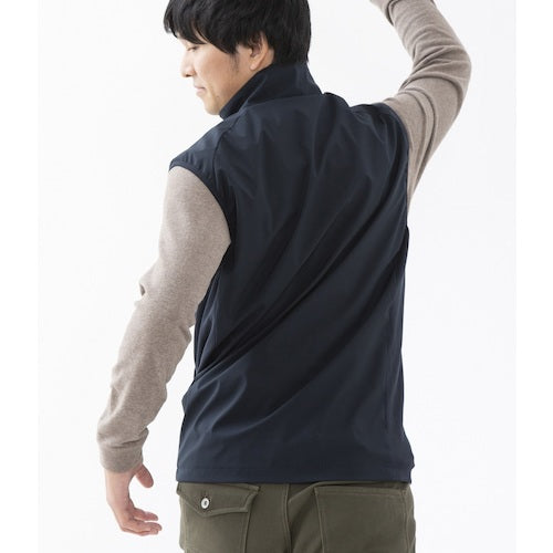 IRIS 517519 히트웨어 아웃도어 베스트 S 네이비 HW-01OD-SA 1 착용