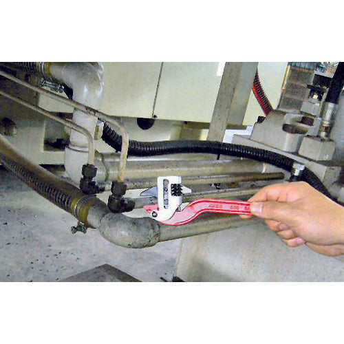 MCC Compact Corner Wrench 200 CWC-200 1 piece