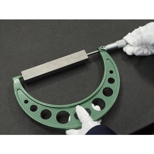 SK Standard Outside Micrometer Measurement range 200-225mm MC106-225 1 unit