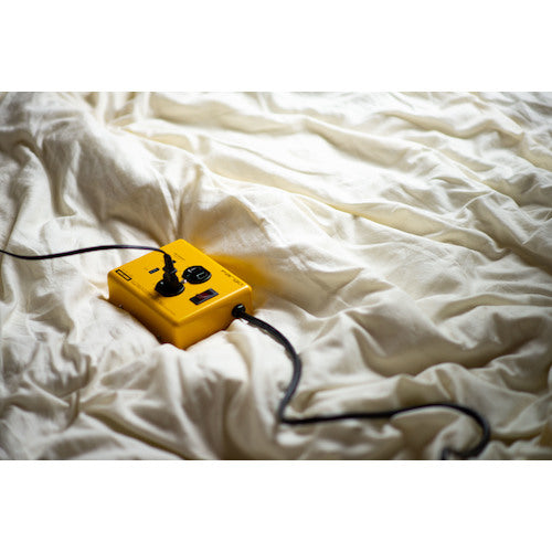 Fargo Steel Tap AC 2 Outlets 3.4A USB 2 Ports Yellow PT410YE 1 Piece