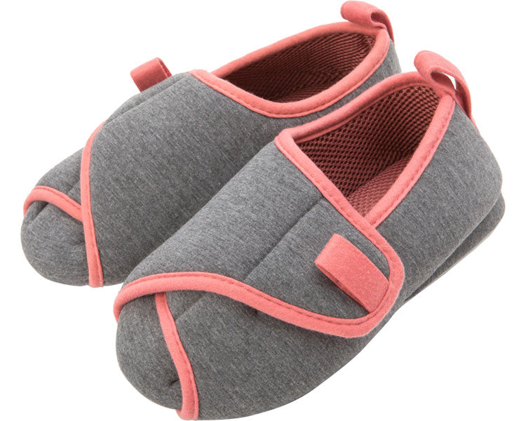 Softly enveloping room shoes for women / 310555 M Pink 1