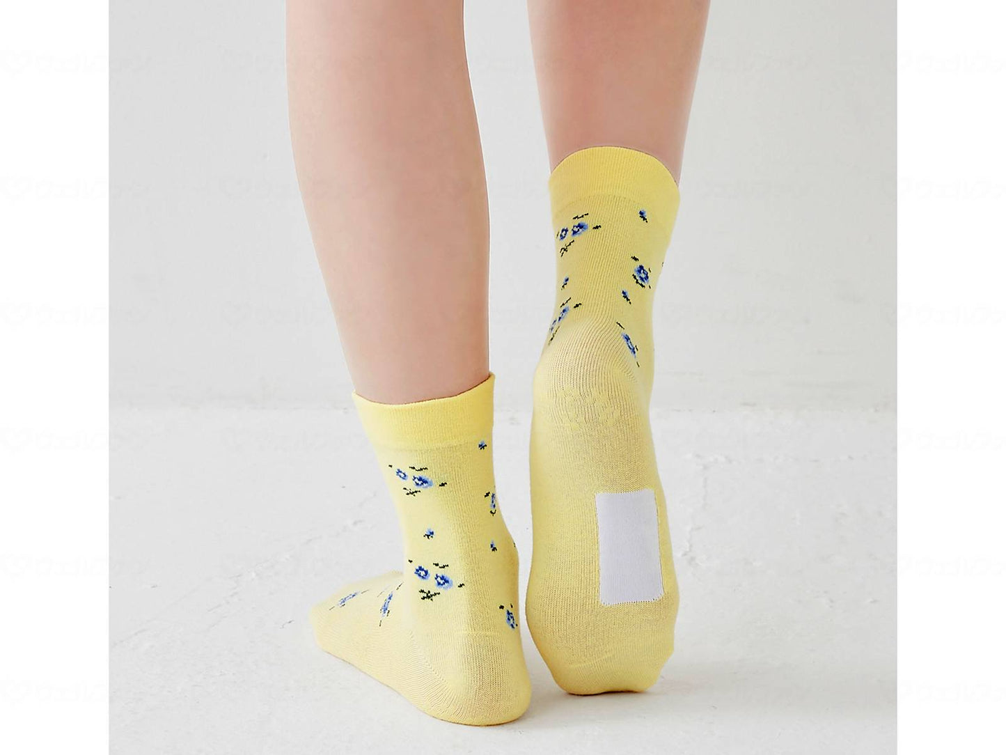 Servan elastic socks with roomy opening for writing your name, cream, for women