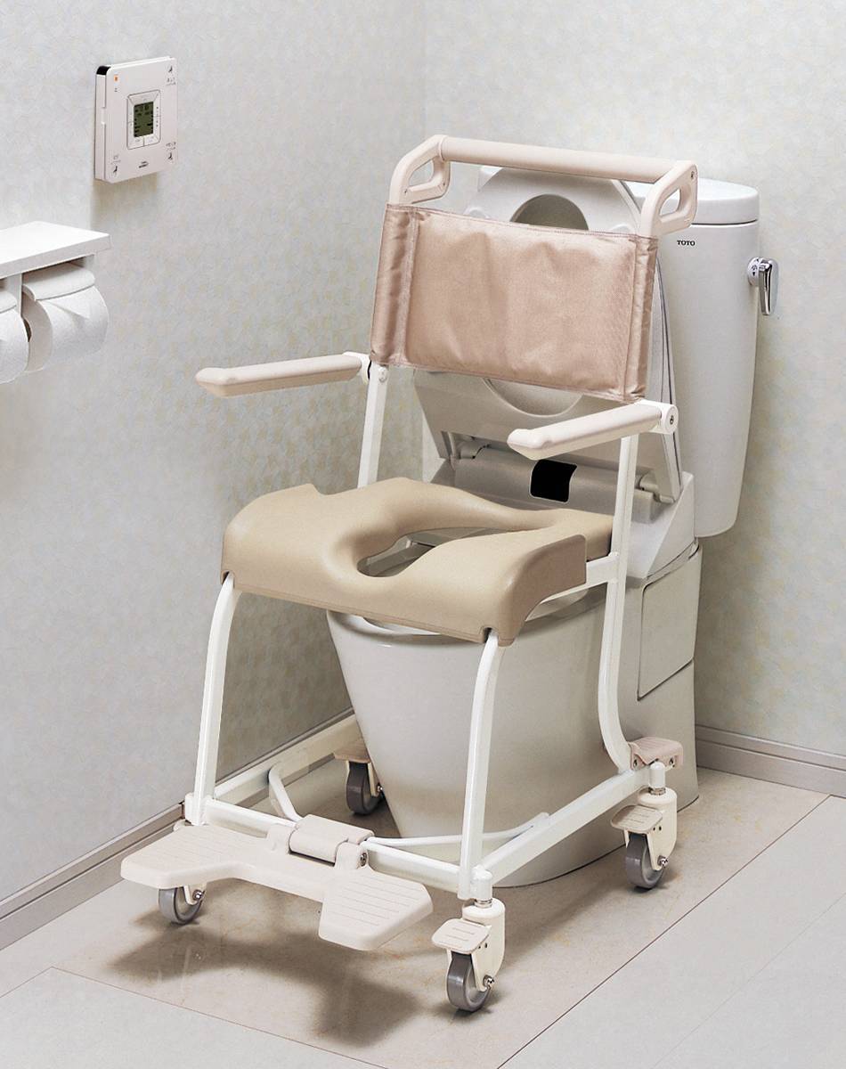 TOTOエムテック水まわり用車いす(4輪キャスタータイプ・ソフトシート) A