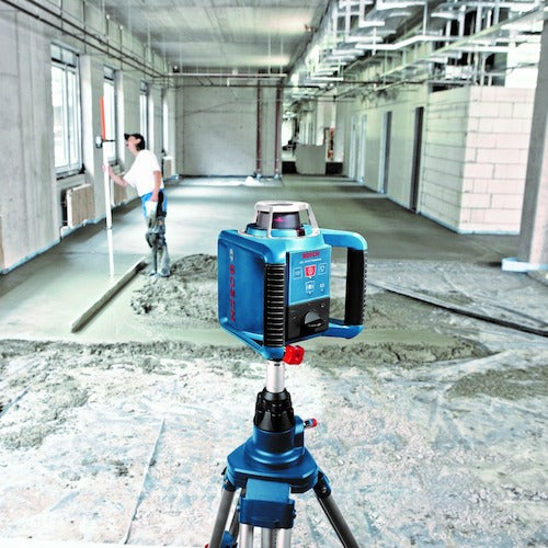 ボッシュ エレベーター式三脚 BT300HDN 1 台