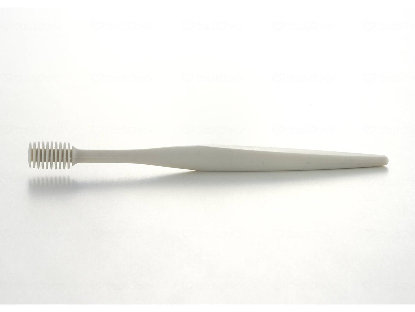 I like using Richell! Gum Massage Brush, White