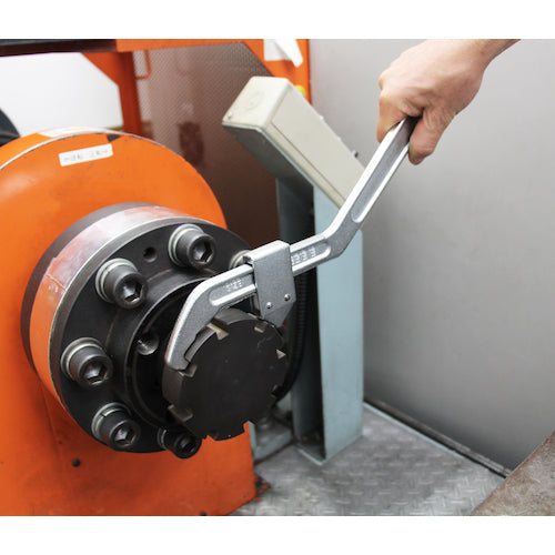 TONE 引掛けスパナ フックスパナ(調整式) 適合寸法95〜165mm FSA-165 1 丁