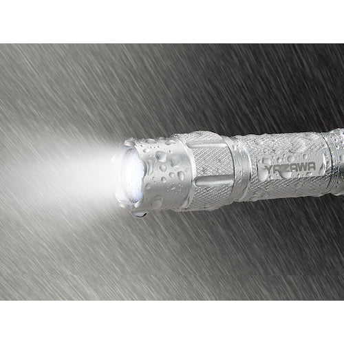 YAZAWA ミニLEDアルミフラッシュライト Y06A09SV 1 個