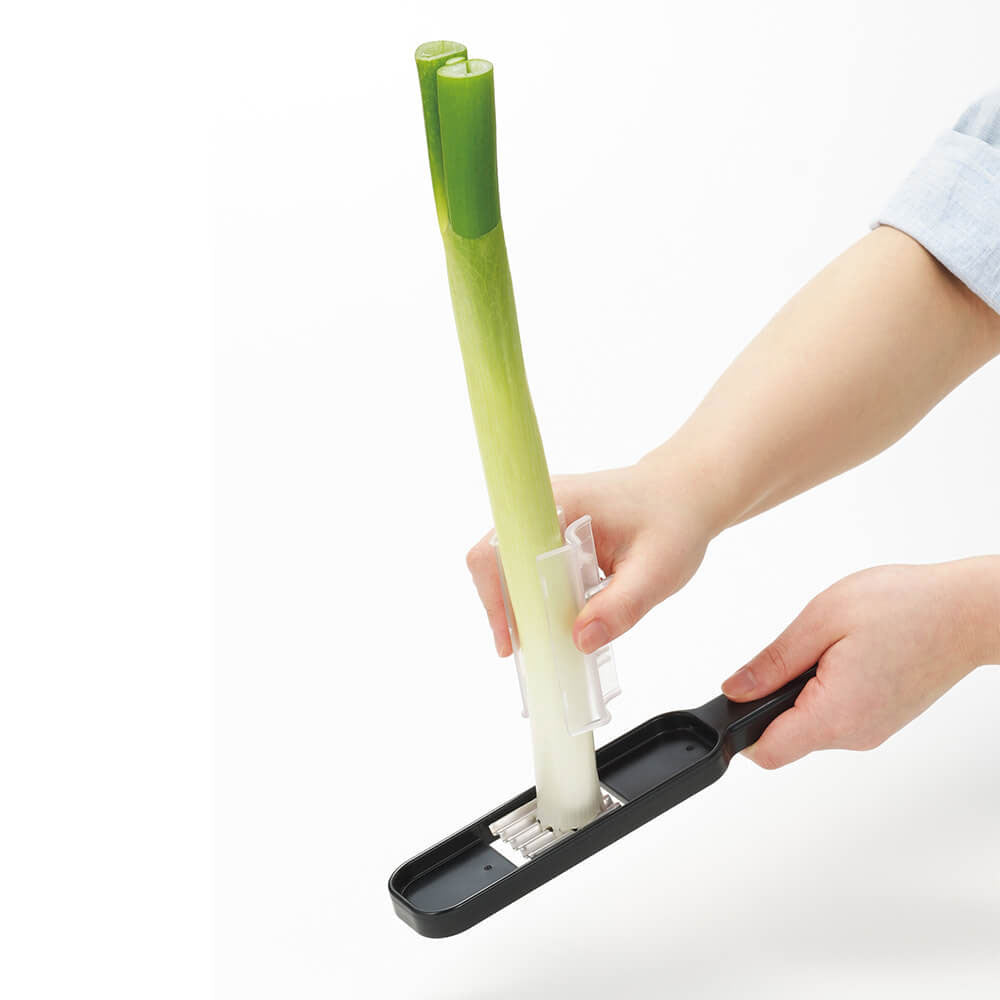 조개 짠 양파 슬라이서 (손가락 가드 포함) DH-8228 1 개