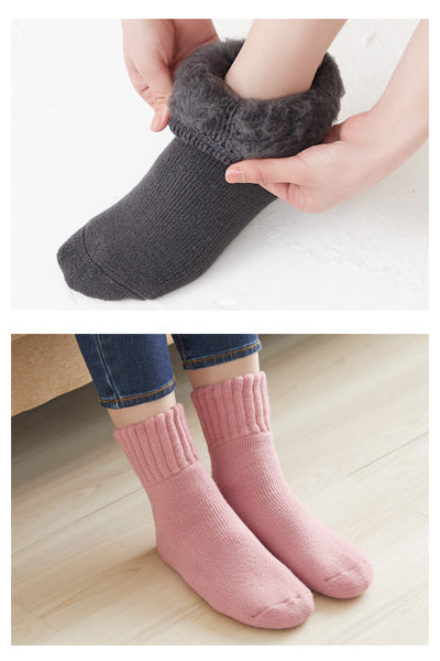 Fluffy shaggy warm socks 3 colors set / 50080000 1 set