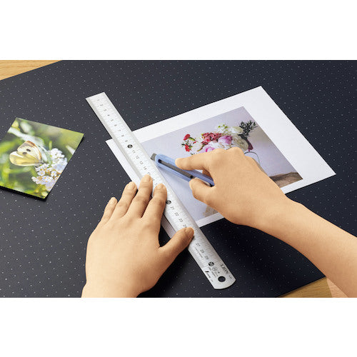 Lion Folding Cutting Mat 450 x 300 CM-45F CM-45F(25720) 1 piece