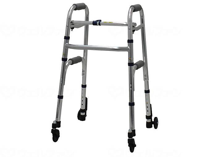 이스트 아이템 플레이 앨범 카스람 M 타입 쉬르바