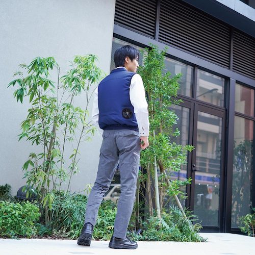 岡潮 空調ベストセット20201 ネイビー M ブラシレスファン・モバイルバッテリー付 20201N-M-0930 1 式