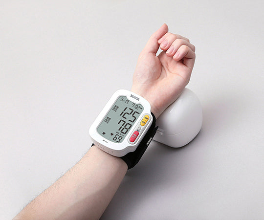 手首式血圧計 ホワイト BP-213 1個