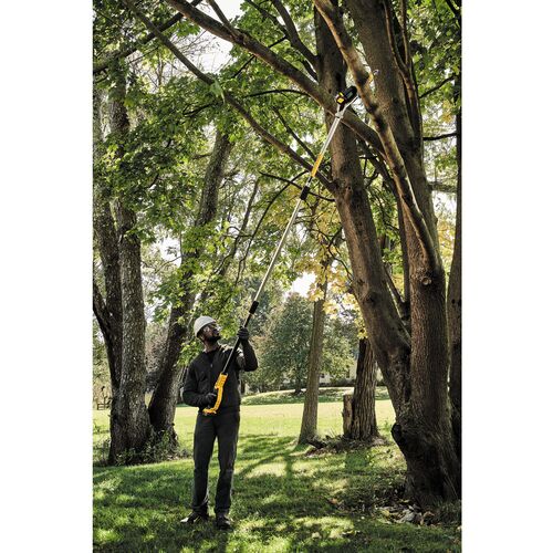 DEWALT 18Vポールチェーンソー DCMPS567P1-JP 1 台