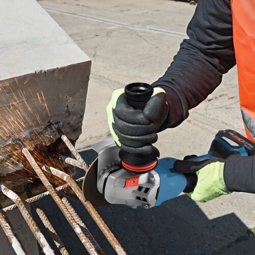 Bosch 18V Cordless Disc Grinder + 2 Battery Charger Set GWS18V-15C4HSET2 1 S