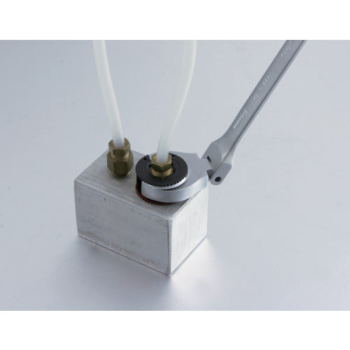 Pro−Auto フレアナットフレックスギアレンチ17MM FNFG-17 1 丁