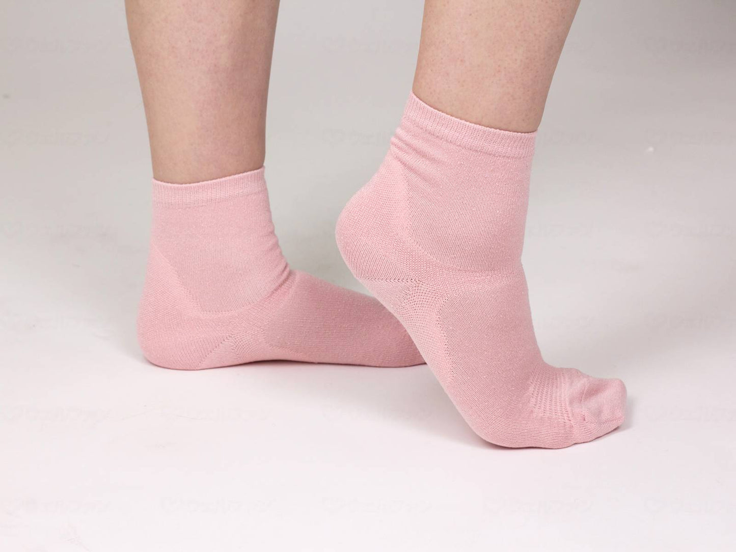 Kobe Seishi Women's Silk Arch Socks, Off White, 22-24cm