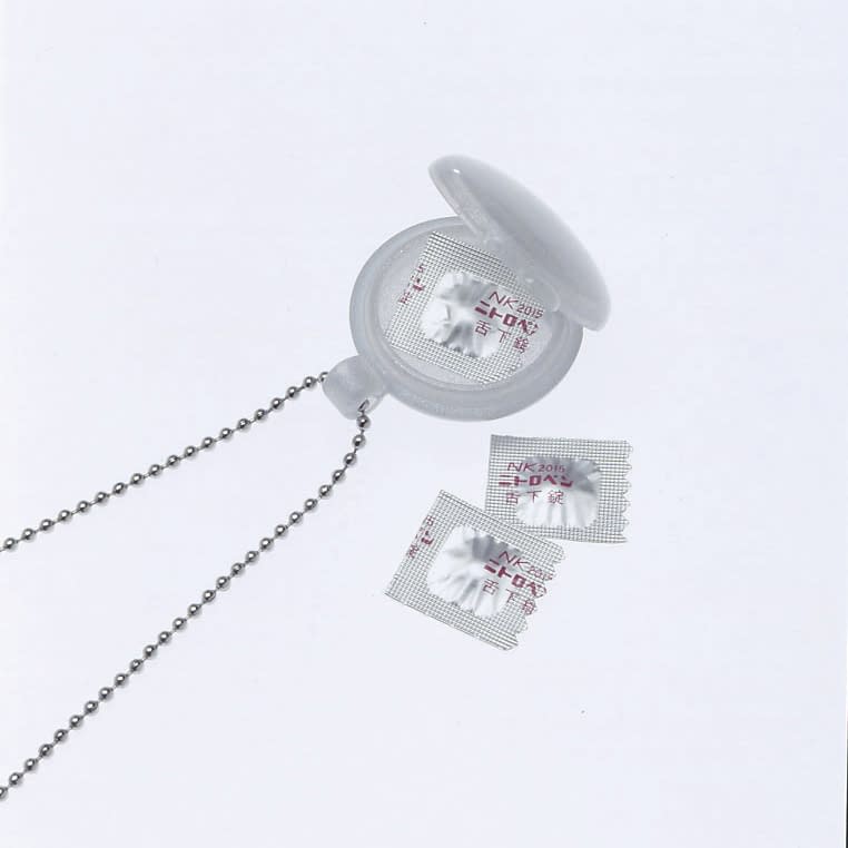 くすり携帯ペンダントケース おくすりケース 19-7255-00 シンコハンガー 35X24.5X15MM