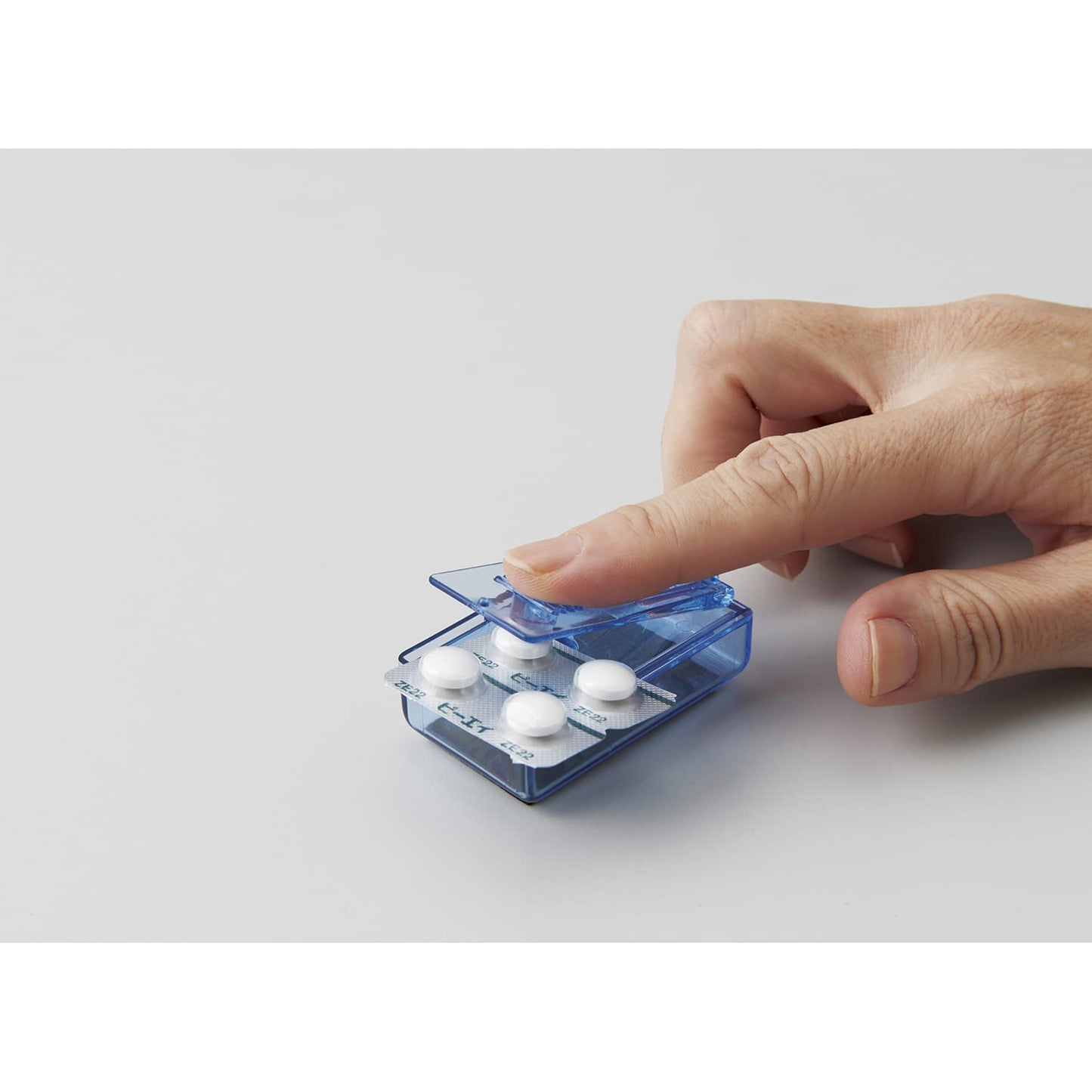 Matsuyoshi tablet puncher, medicine dispenser 24-5010-00 Matsuyoshi MY-8112