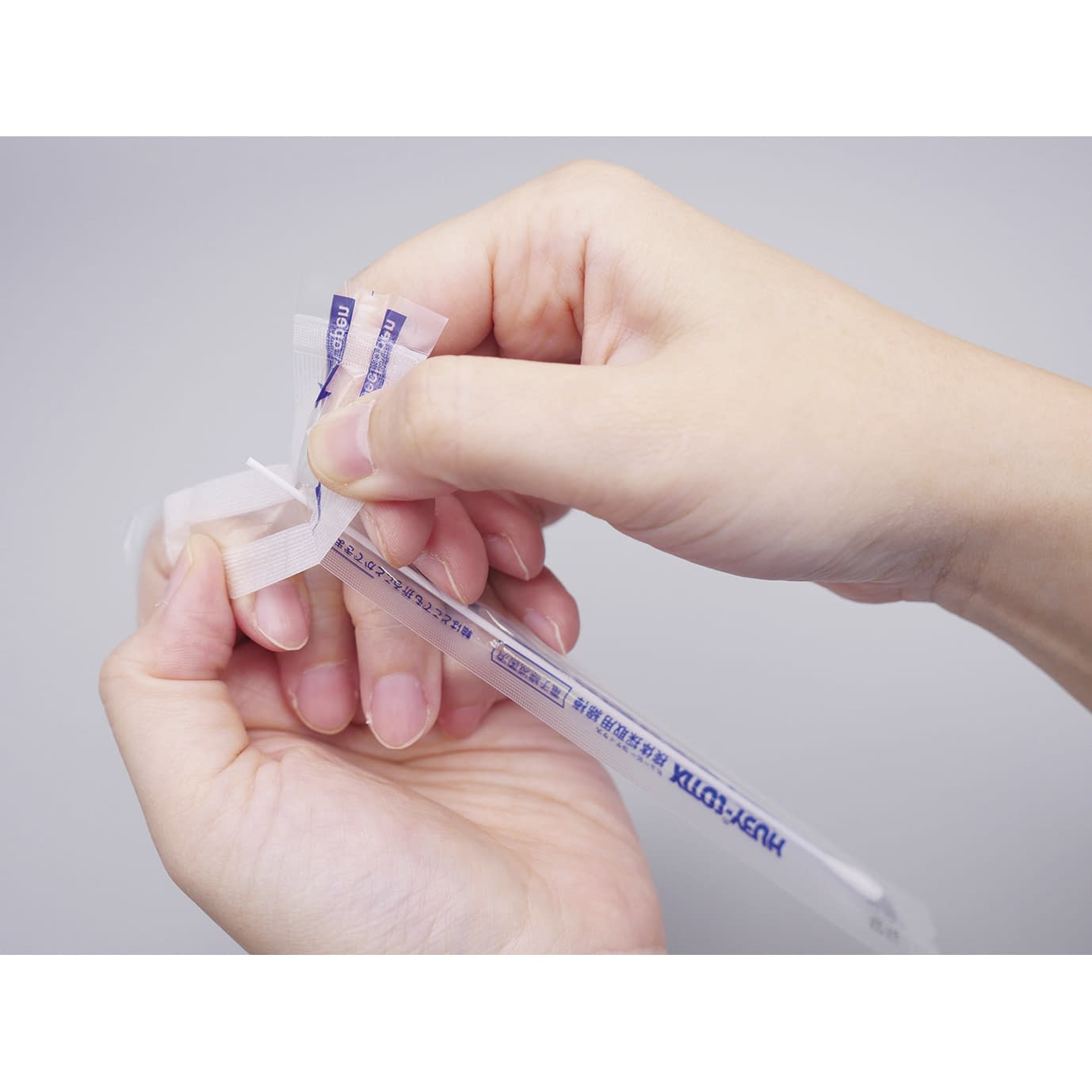 HUBY－COTIX検体採取用綿棒 24-9768-00 山洋 009928A(100ホンイリ)