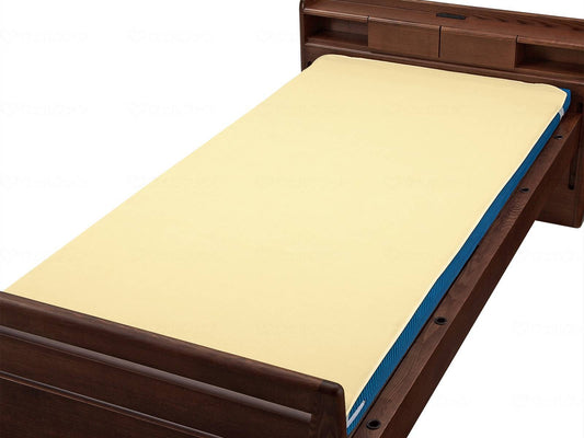 ウェルファンベッドパッド型防水シーツ ｸﾘｰﾑ S