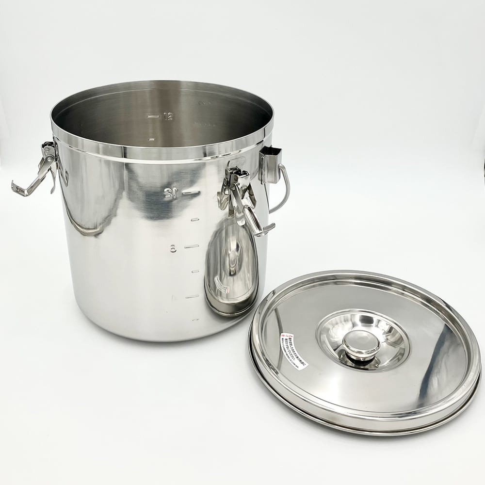 エアベント付き密閉式タンク　15L　57027 1個