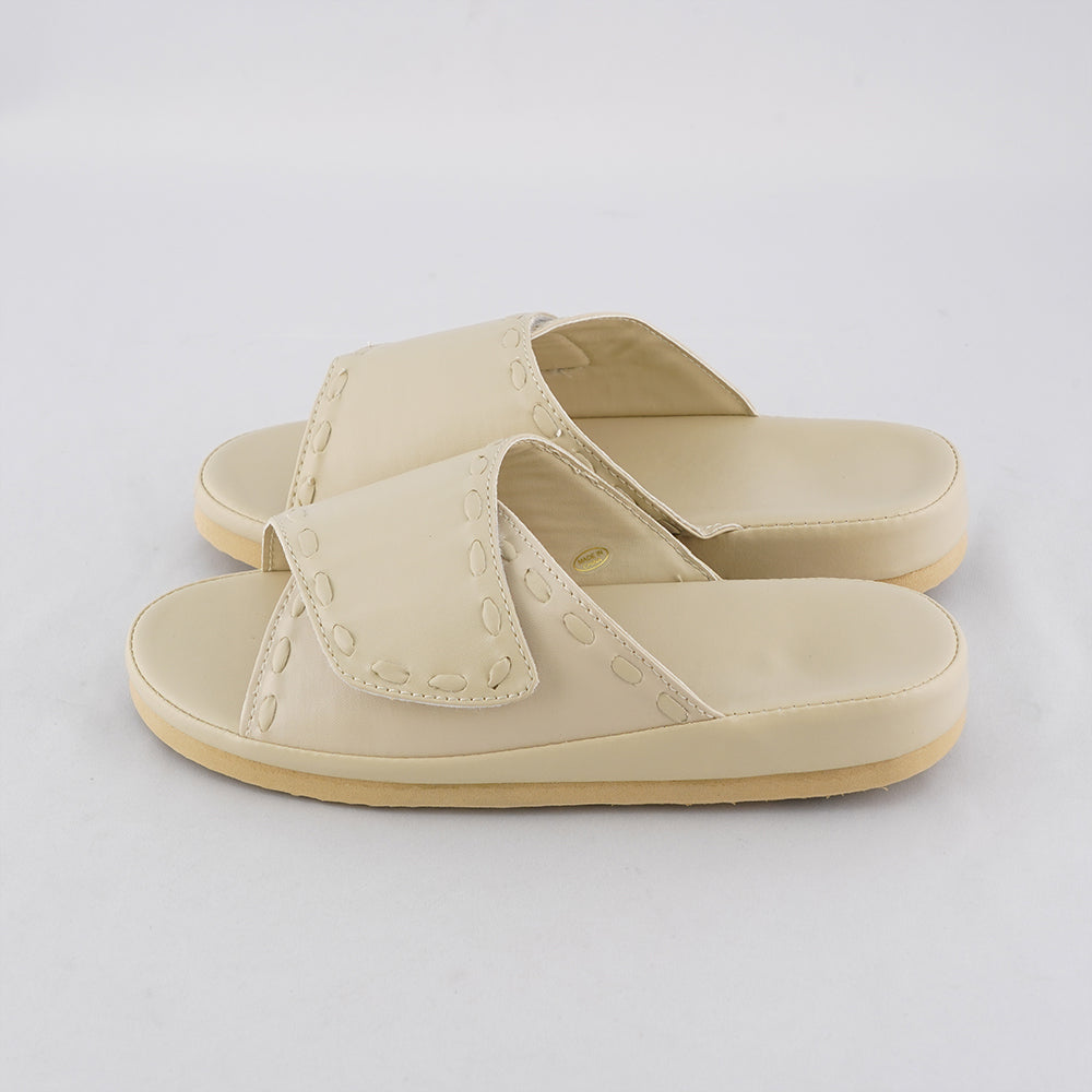 미끄럼 어려운 샌들 안전 발진 여성용 무료 베이지 1 발