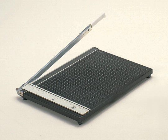 押切りカッター（ギロチンカッター）　半切用 1台