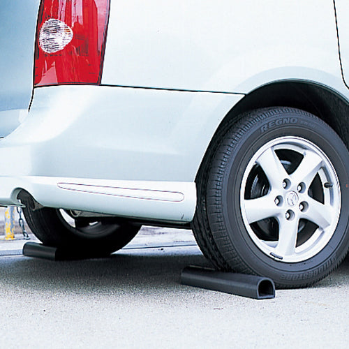 Green Cross Car Stop (Car Stopper) Car Stop-70W Height 70 x Width 70 x Total Length 450mm Set of 2 Rubber 120020 1 set