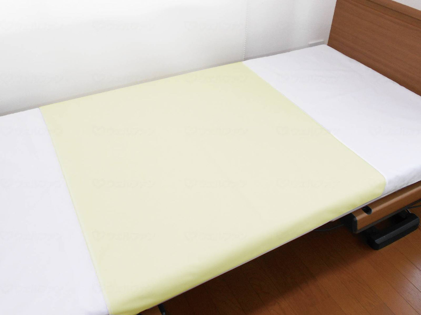 丸田シャツあんしん3層ｽﾑｰｽ防水ｼｰﾂ ｸﾘｰﾑ