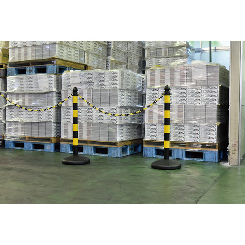 Green Cross Chain Stand Pole: Yellow Reflective/Black Base: Black PSW-HTR Height: 985mm Water-Injected Base Type Polyethylene 141021 1 Unit