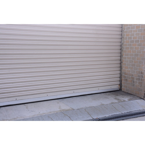 Midorijuji High-performance Gap Tape (for shutters) SHC-136 30mm width x 6m Thickness: 10mm EPDM 246084 1 roll