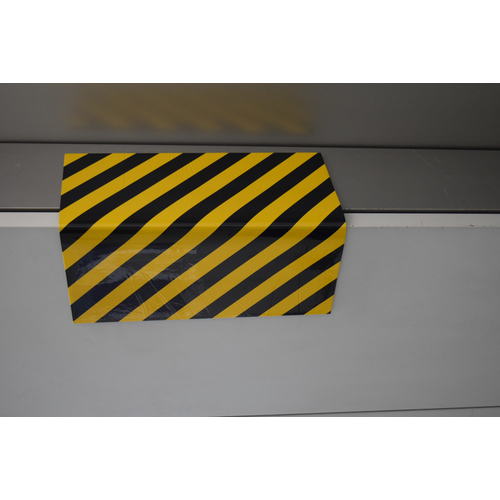 TRUSCO Reflective Track Cushion with Magnets on Both Sides 5TX450X500 SCMH-45505 1 Piece