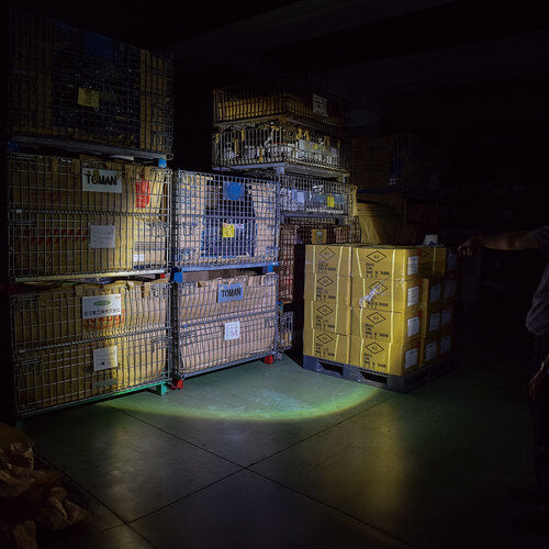 NICHIDO 포커스 LED 라이트 안타레스 충전식 6W SL-6F-CH 1개