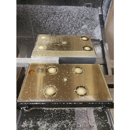 ＴＲＵＳＣＯ　六角穴塞ぎパーツ　リセスインナー　対辺５　Ｍ６ＪＩＳＢ１１７６六角穴付ボルト用　１２個入　RES-P-H5-12　1 PK