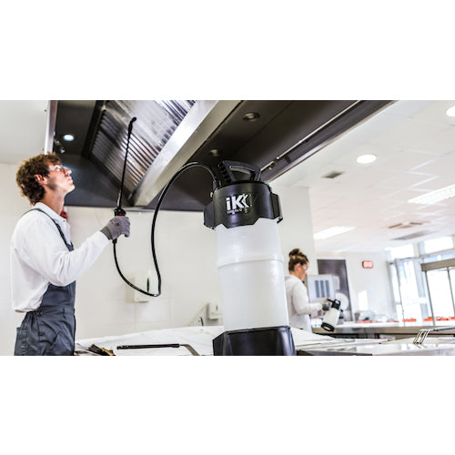 iK 축압식 분무기 FOAM PRO12 8.26.76 1대