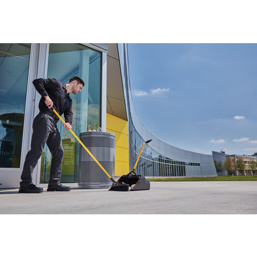 Rubbermaid Push Center Broom Multipurpose 46cm RM2018727BK 1 unit